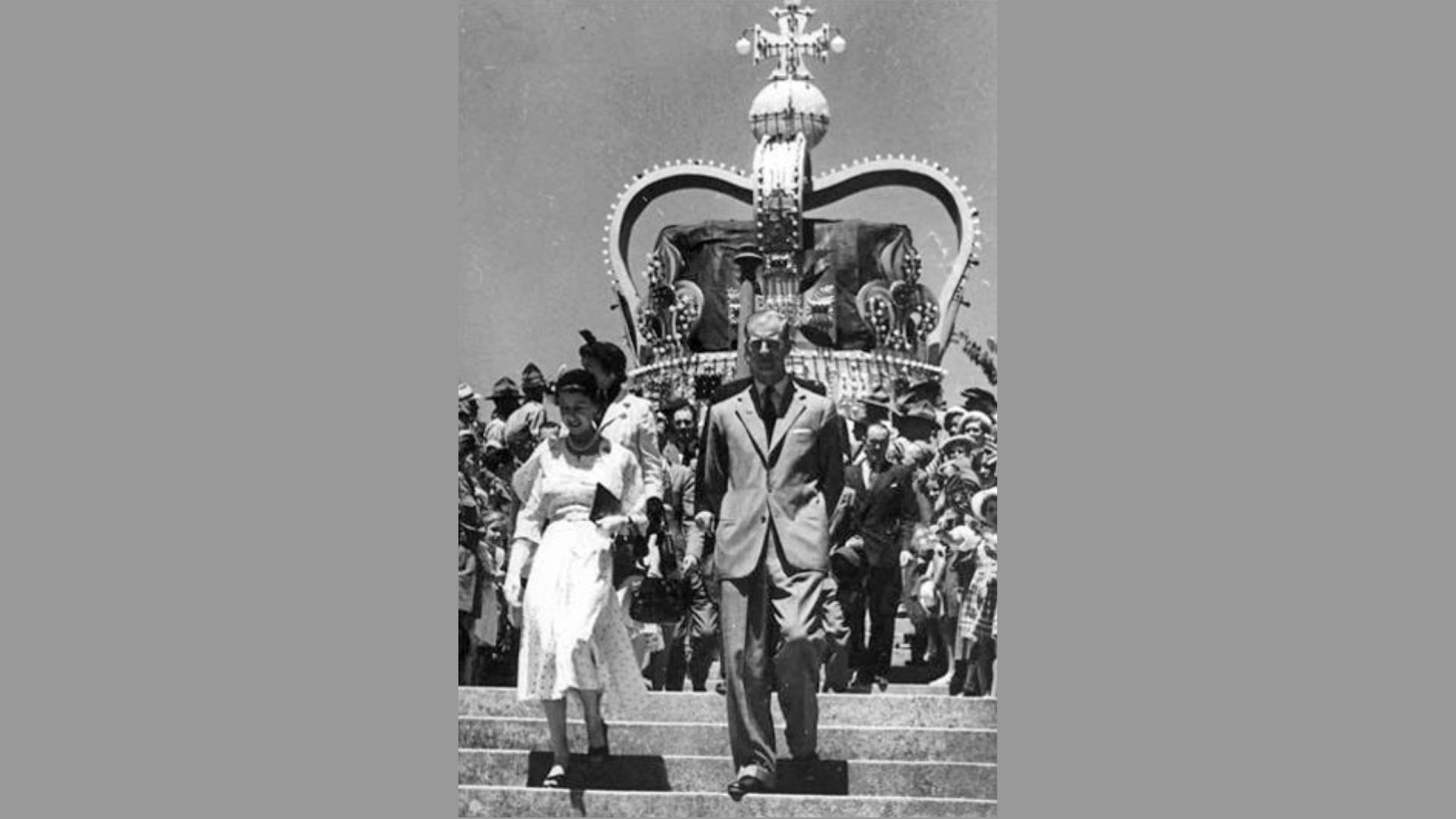 Royal couple outside Nelson Cathedral, 1954, Ministry for Culture and Heritage, https://buff.ly/3TWLF7x