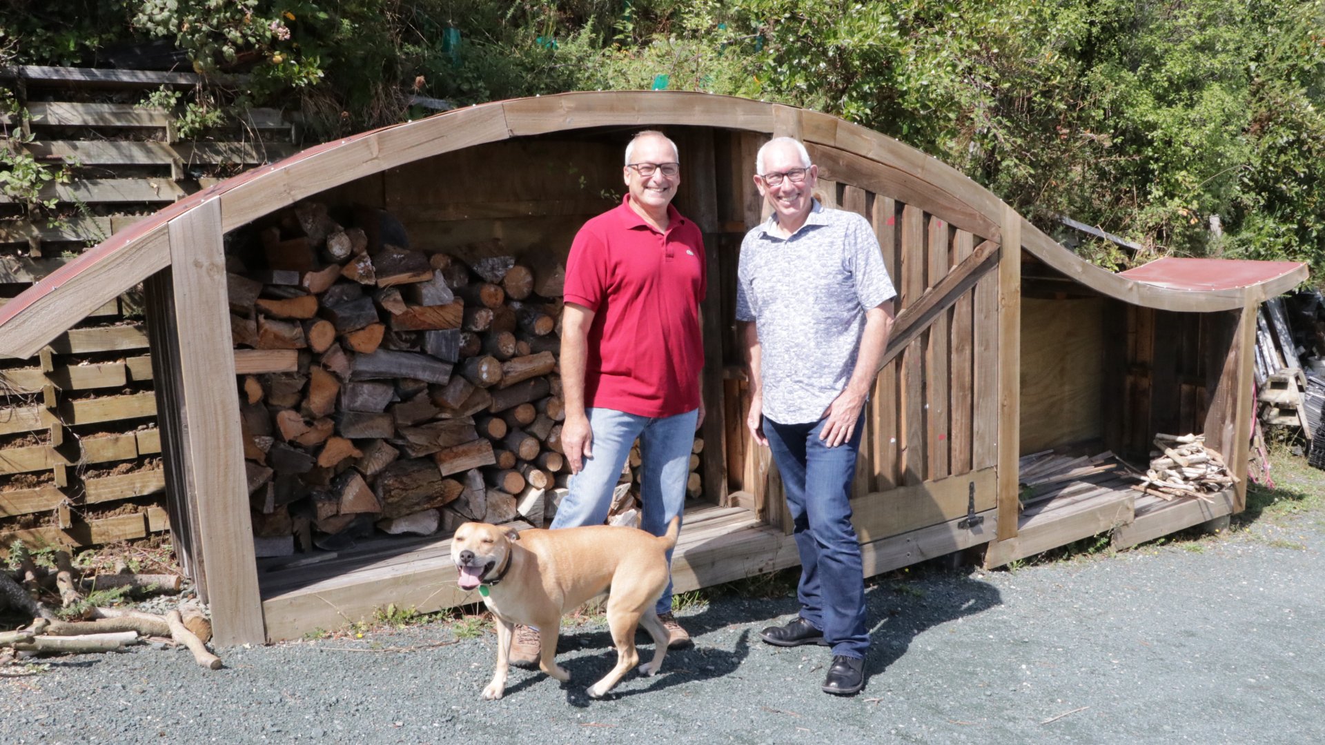 Best Little Woodshed winner Avner Nahmias with Councillor Brian McGurk 